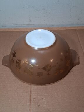 Pyrex Cinderela Mixing Bowl Early American 4 Qt, #444.